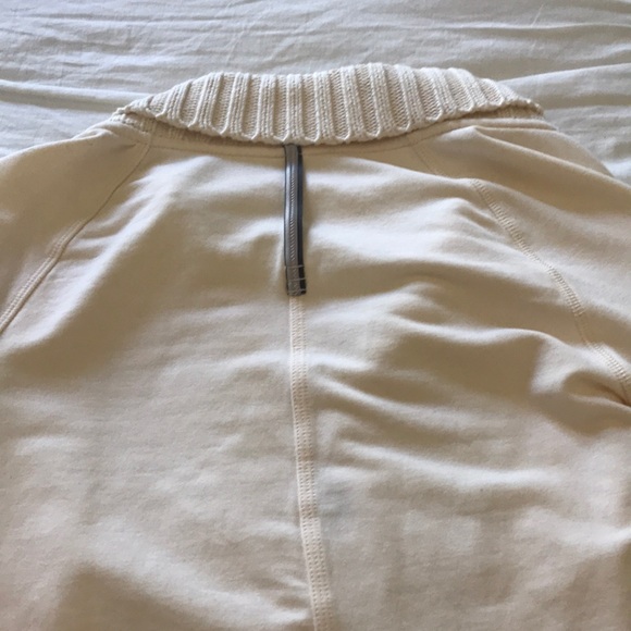 Lululemon jacket! - Picture 4 of 6